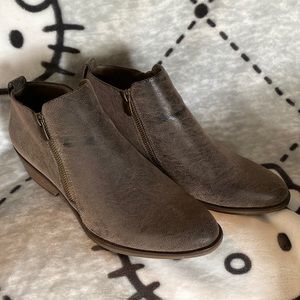 Jessica Cline boots, taupe faux leather, women’s size 10